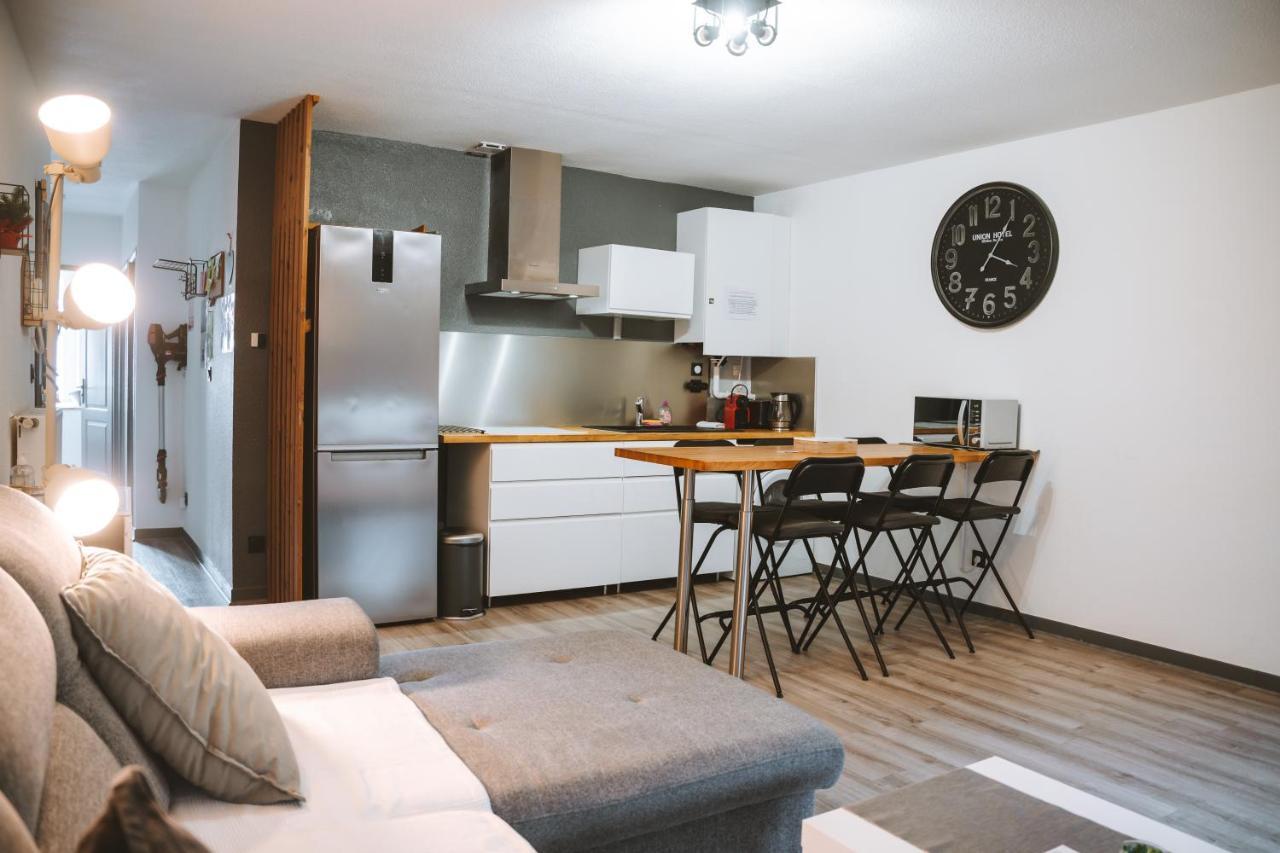 Le Dromardechois - Gite Meuble 6 Personnes Tournon Sur Rhone - Ecolodgite エクステリア 写真
